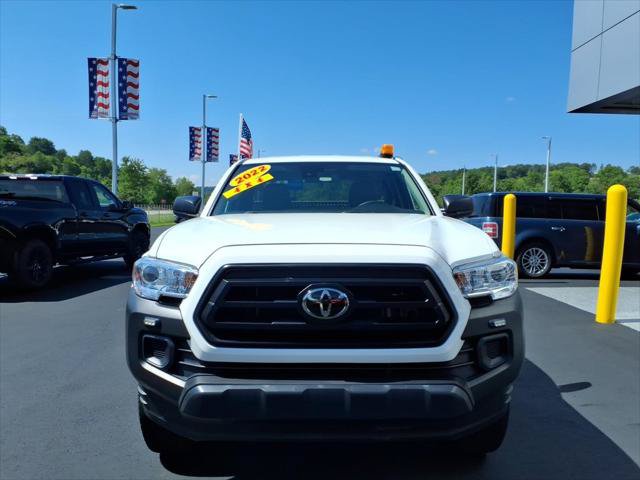 Used 2022 Toyota Tacoma SR AWD/4WD image 3
