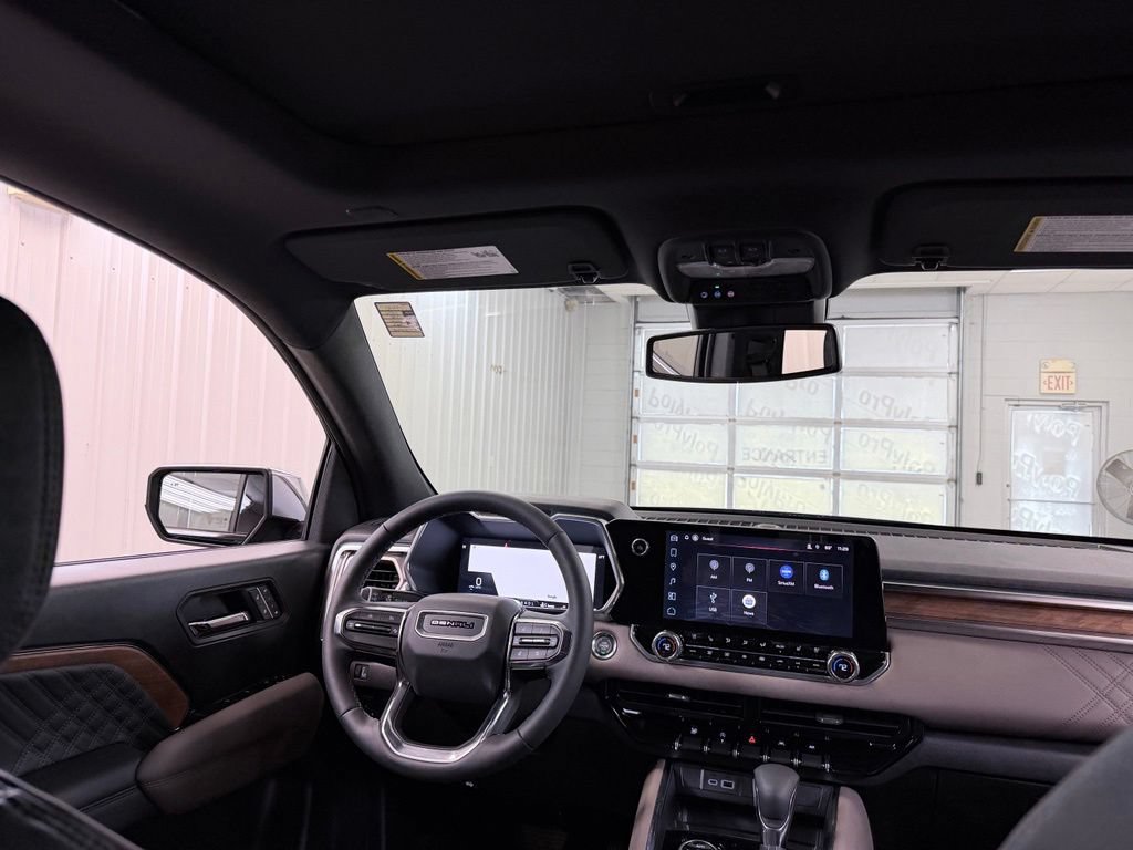 New 2026 GMC Canyon Denali w/ LPO, Denali Black Edition AWD/4WD image 28