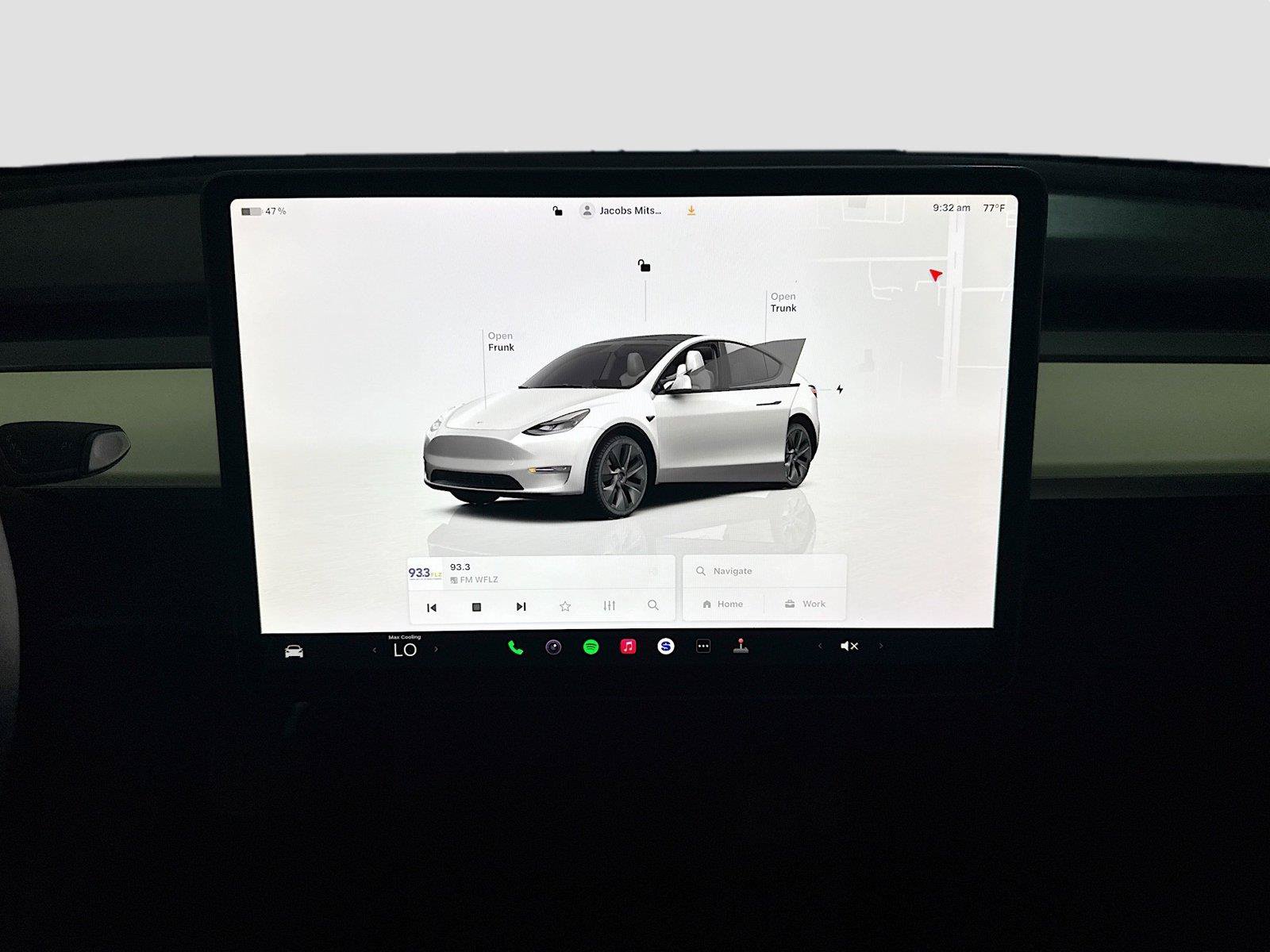 Used 2025 Tesla Model Y Long Range AWD/4WD image 9
