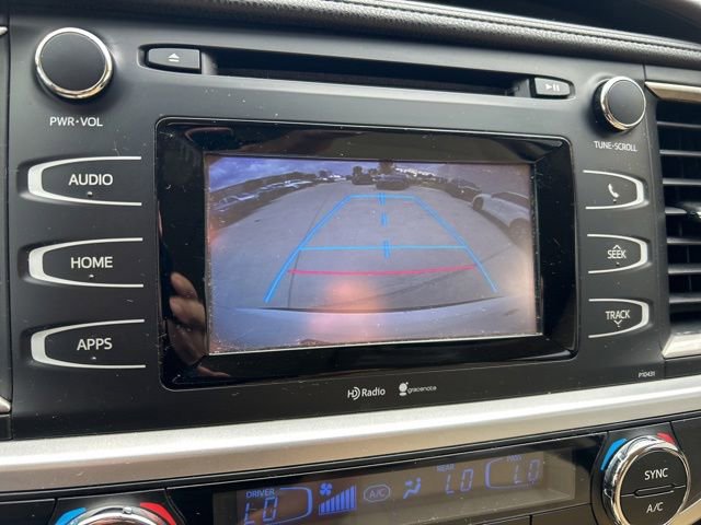 Used 2014 Toyota Highlander Plus FWD image 15