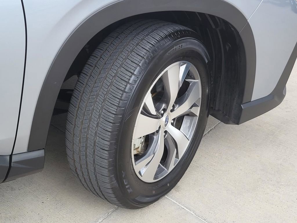 Certified 2025 Subaru Ascent Premium image 5