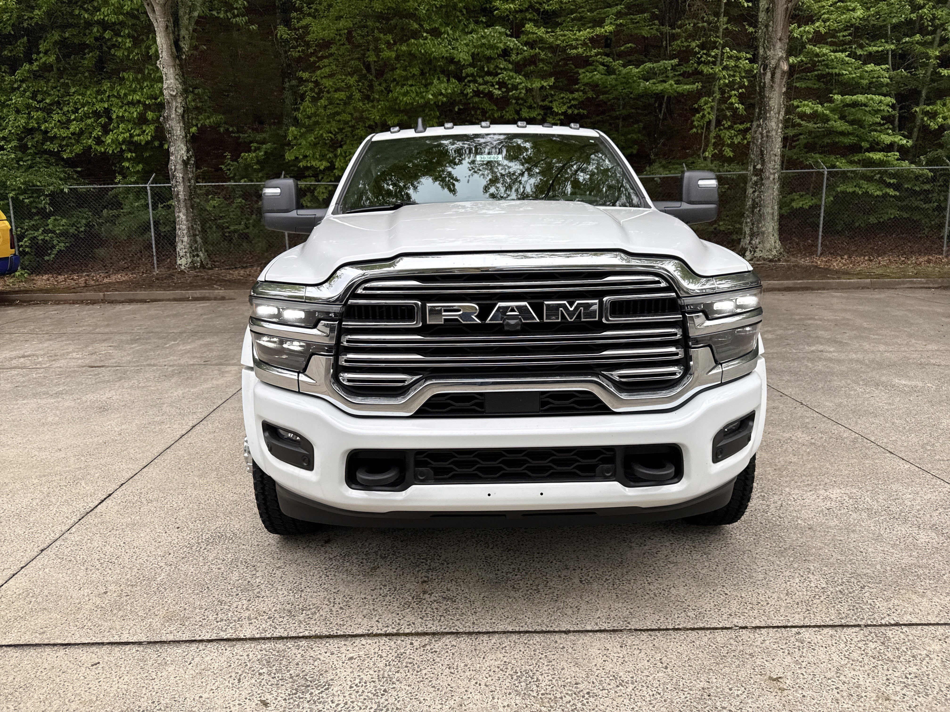 New 2026 RAM 5500 4x4 Crew Cab video 2