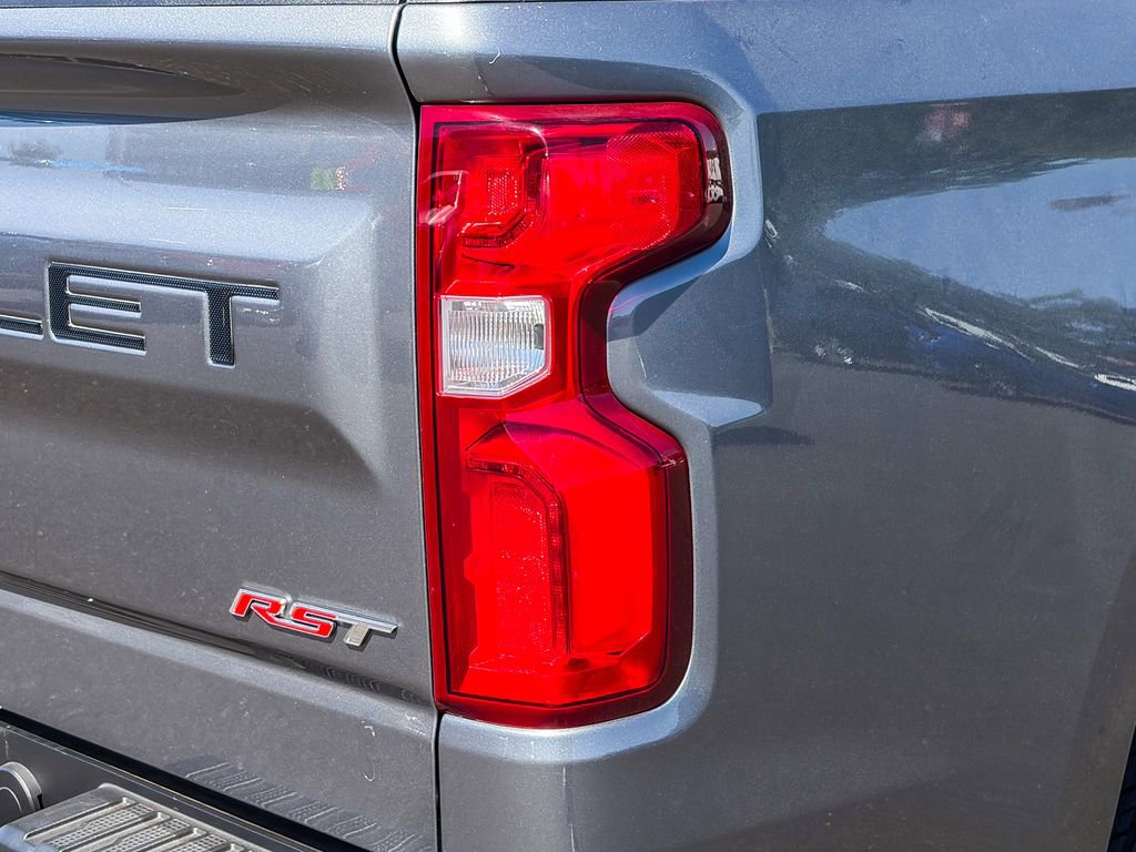 Used 2020 Chevrolet Silverado 1500 RST AWD/4WD image 8
