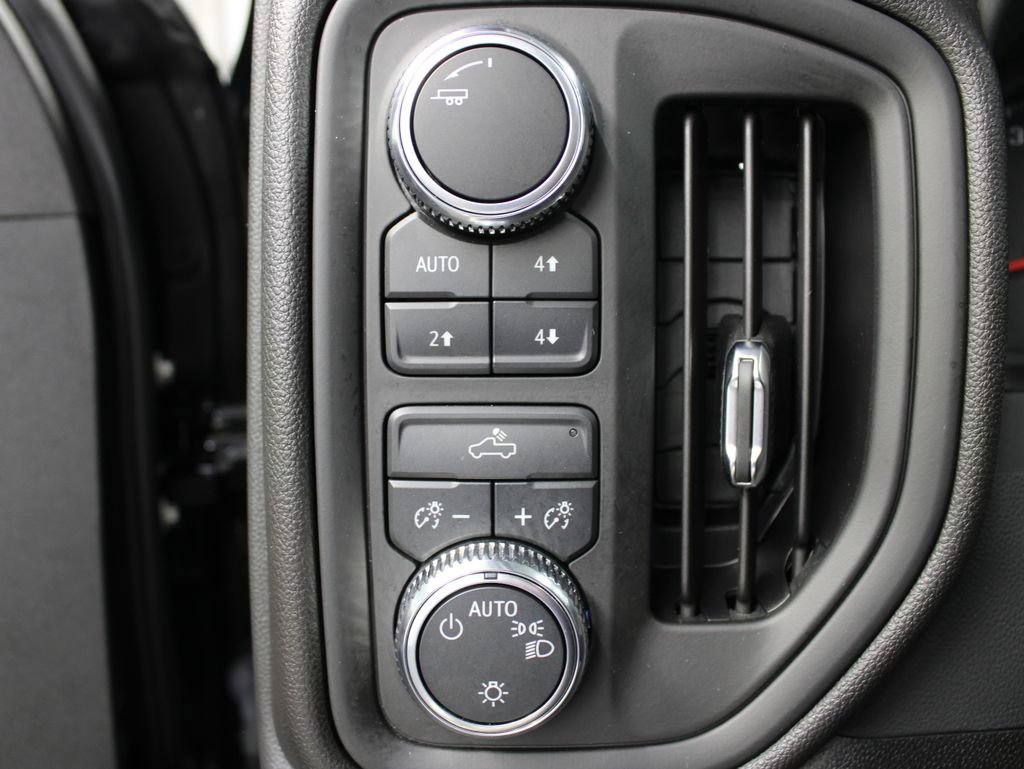 Used 2026 GMC Sierra 1500 Pro w/ Graphite Edition AWD/4WD image 49