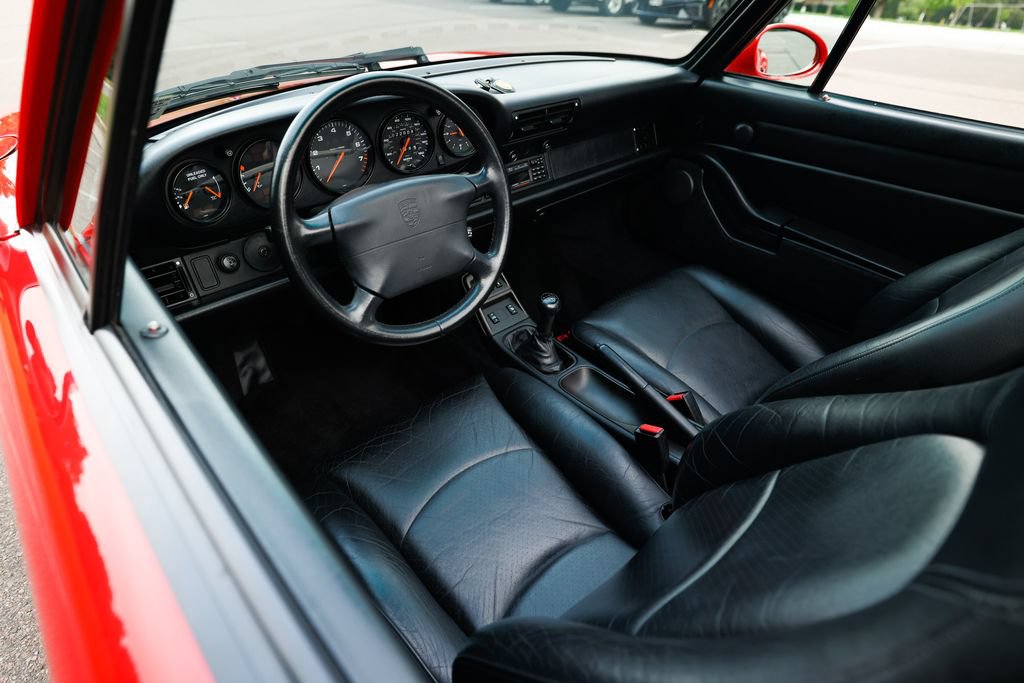 Used 1995 Porsche 911 Carrera RWD image 70