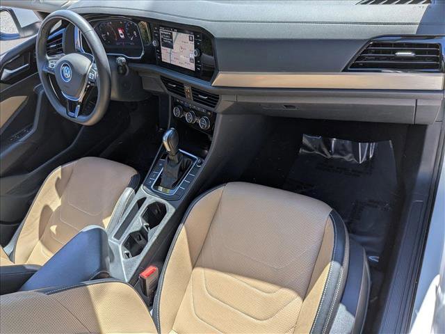 Used 2020 Volkswagen Jetta SEL Premium image 23