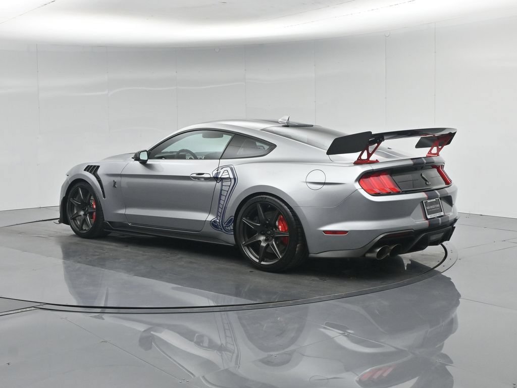 Used 2020 Ford Mustang Shelby GT500 w/ Carbon Fiber Track Pack RWD image 5