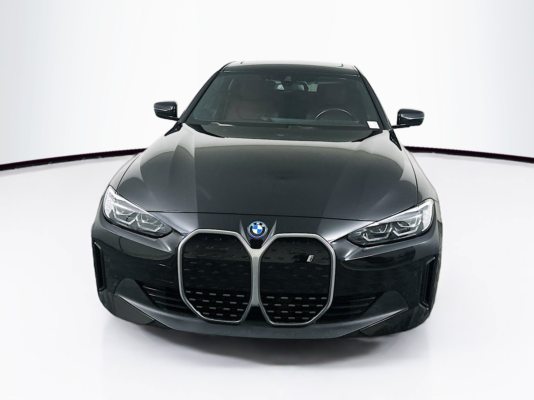 Used 2023 BMW i4 eDrive35 w/ Premium Package RWD image 2