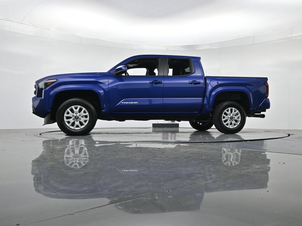 Used 2025 Toyota Tacoma SR5 RWD image 41