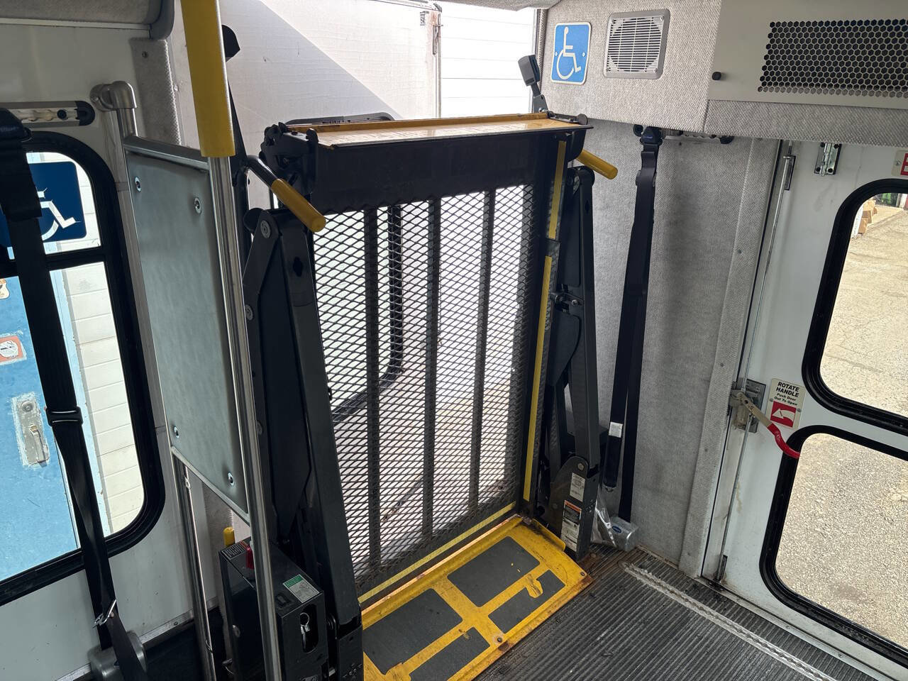 Used 2019 Ford E-450 and Econoline 450 Super Duty w/ Shuttle Bus Prep Package RWD image 12