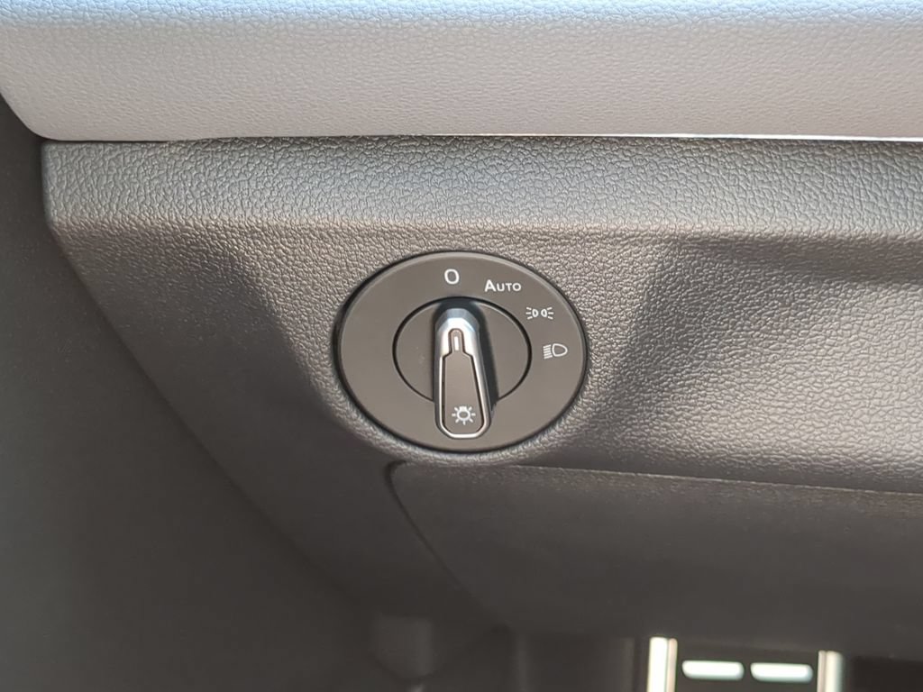 New 2026 Volkswagen Jetta GLI Autobahn FWD image 25