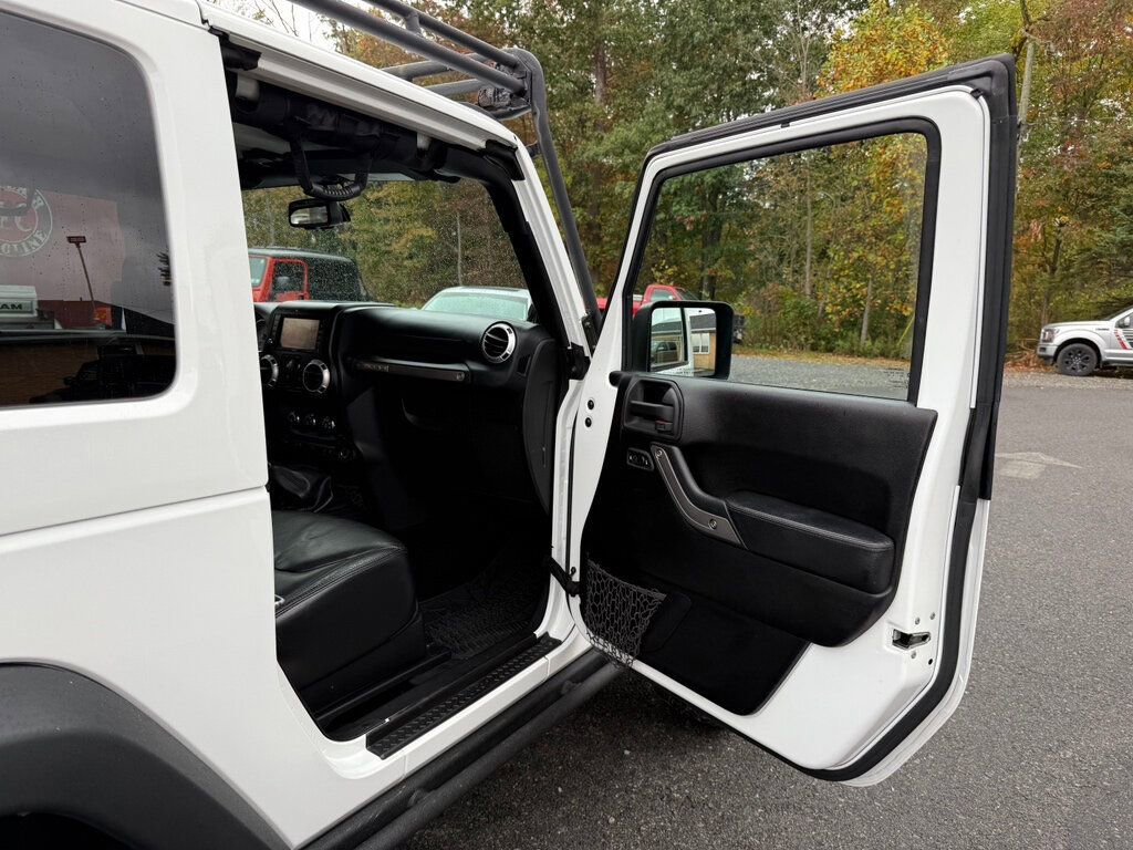 Used 2013 Jeep Wrangler Sahara image 30