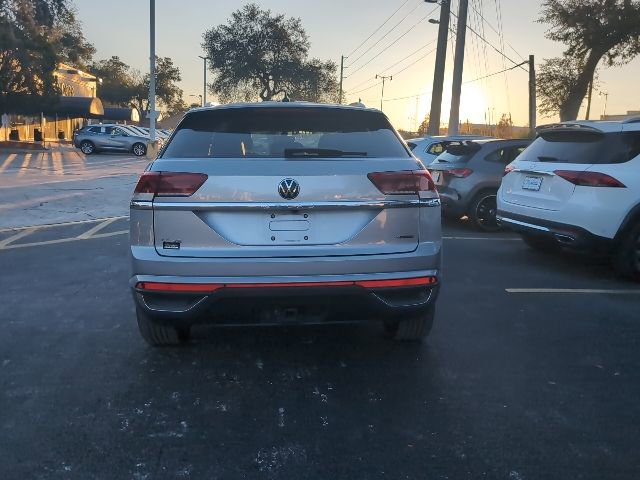 Used 2023 Volkswagen Atlas Cross Sport SE image 4