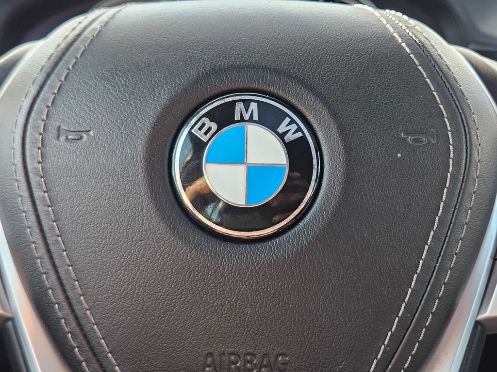 Used 2019 BMW 750i xDrive w/ M Sport Package AWD/4WD image 28