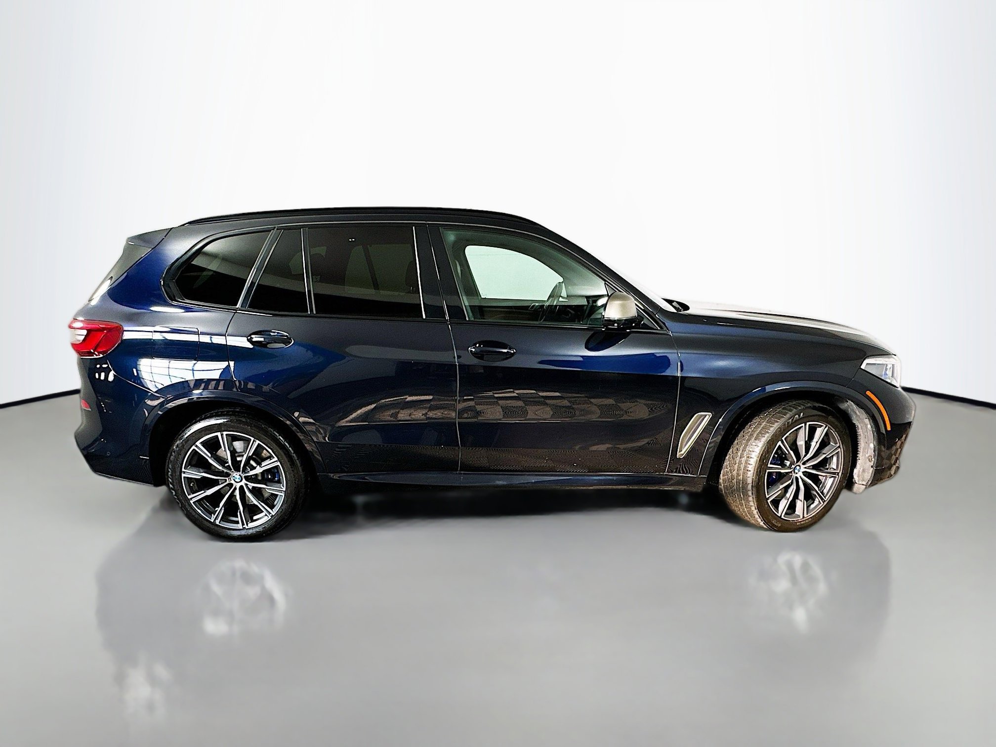 Used 2020 BMW X5 M50i w/ Executive Package AWD/4WD image 8