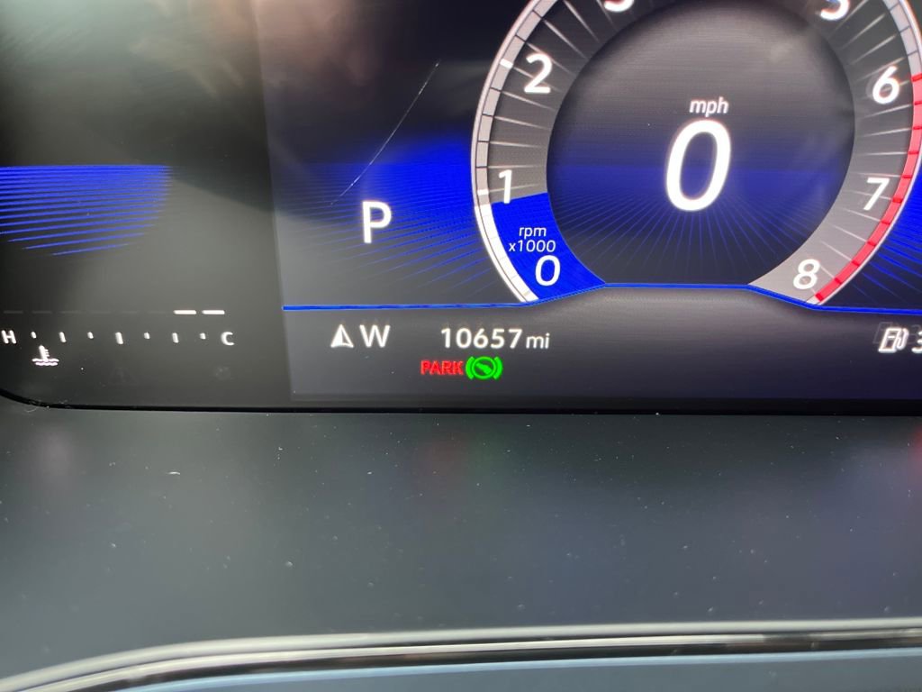 Certified 2023 Volkswagen Taos SE w/ Panoramic Sunroof Package image 12