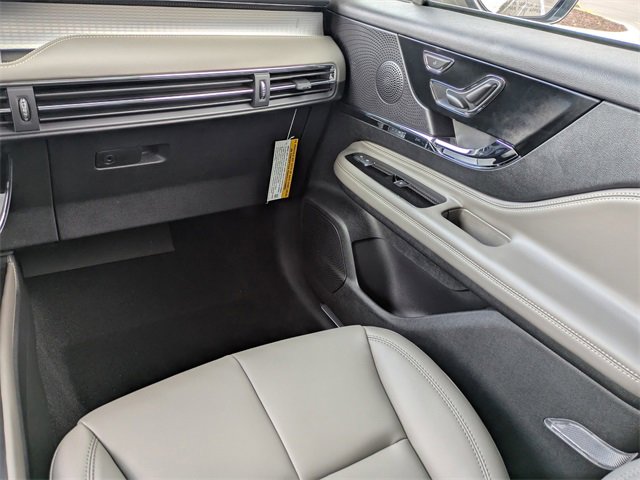 New 2026 Lincoln Corsair Premiere image 16