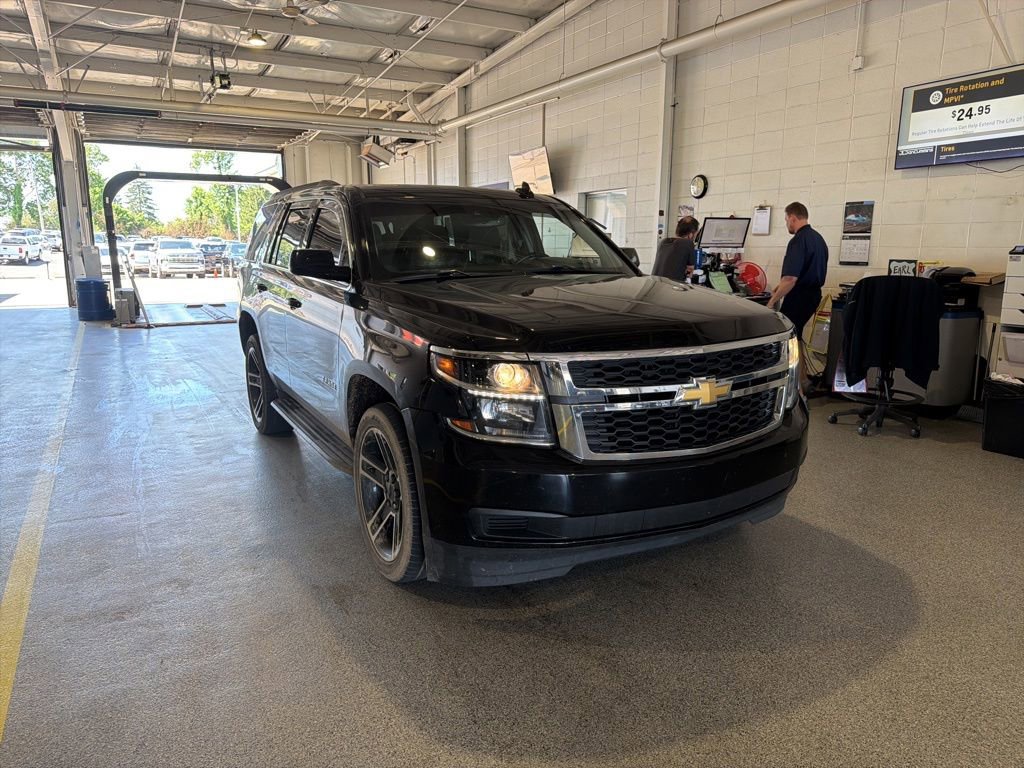 Used 2019 Chevrolet Tahoe LT AWD/4WD image 2