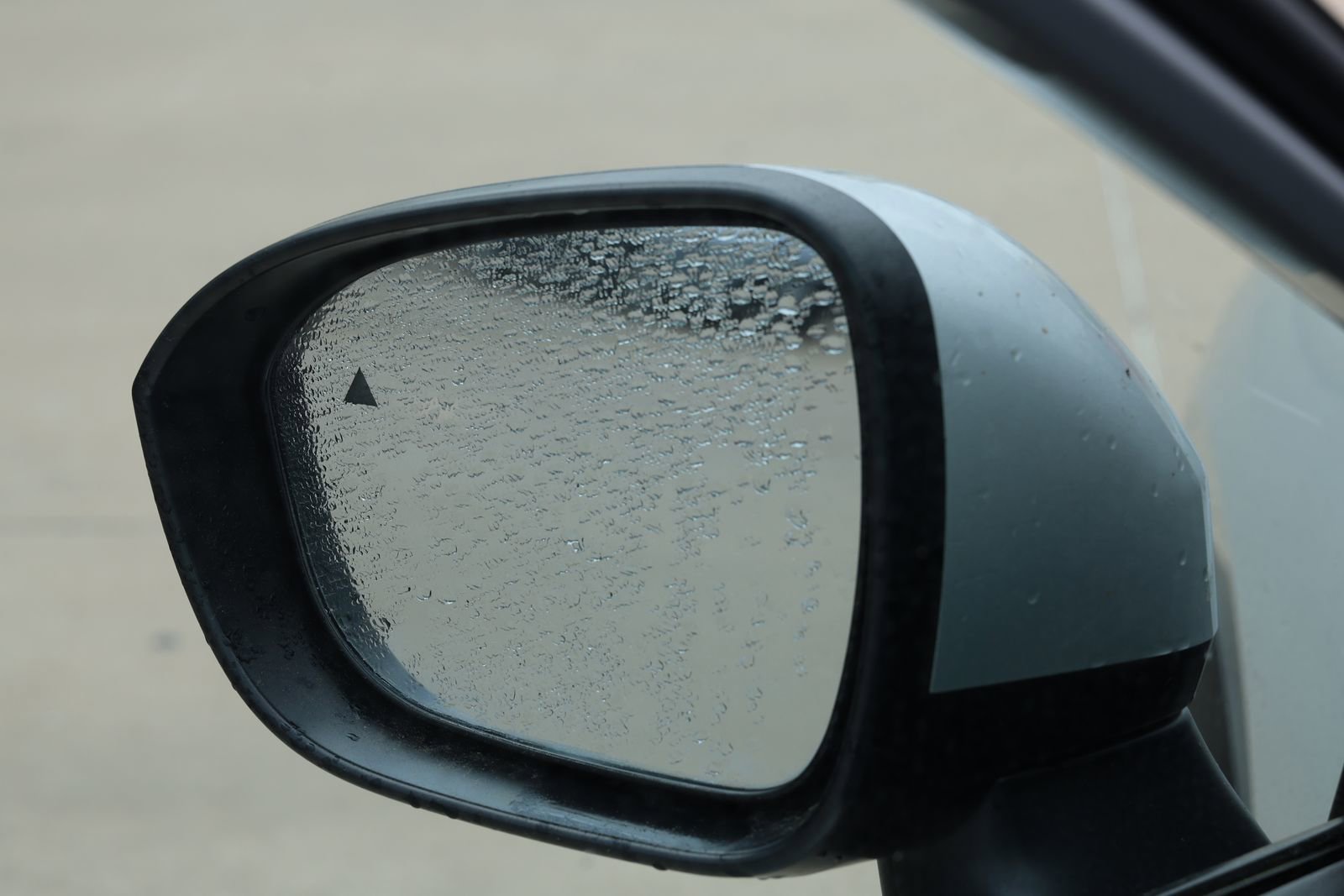 Used 2024 Nissan Rogue SV image 9