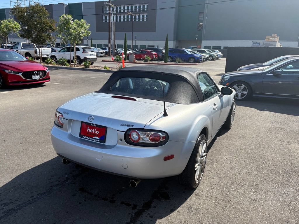 Used 2006 MAZDA MX-5 Miata Sport RWD image 7