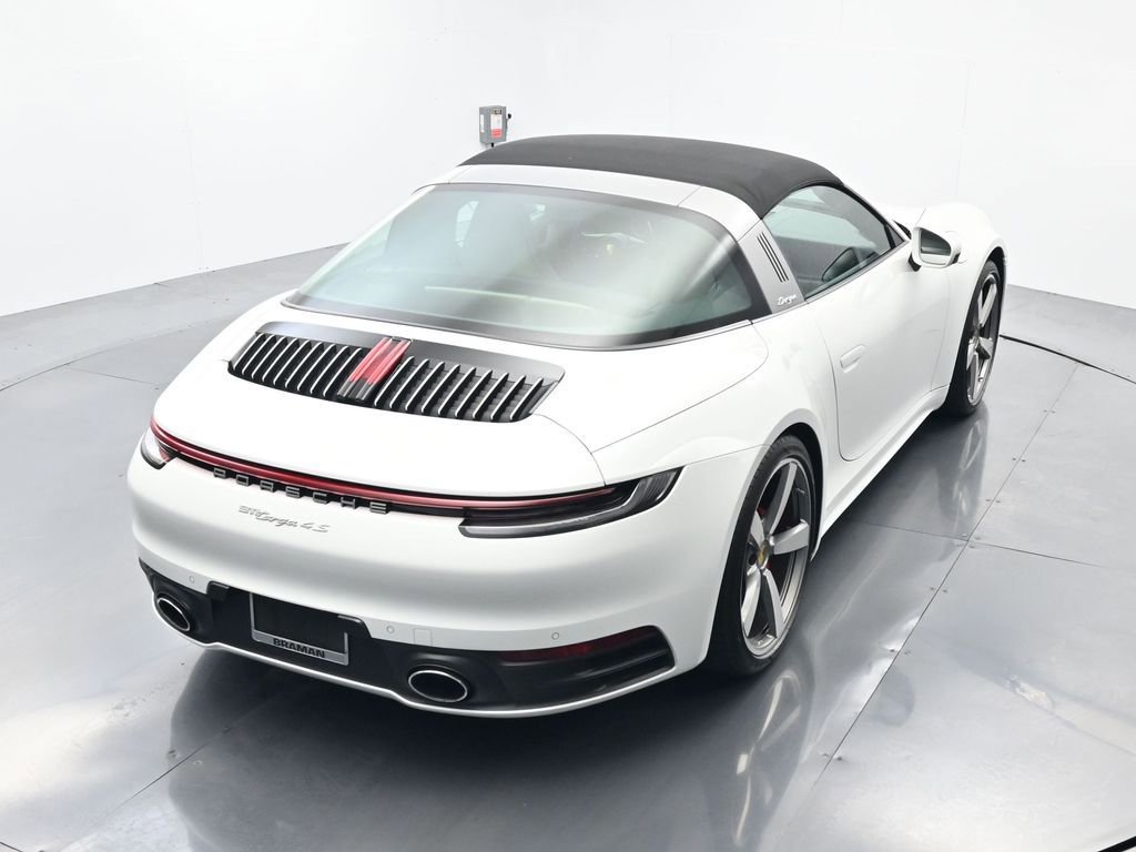 Certified 2021 Porsche 911 Targa 4S image 38