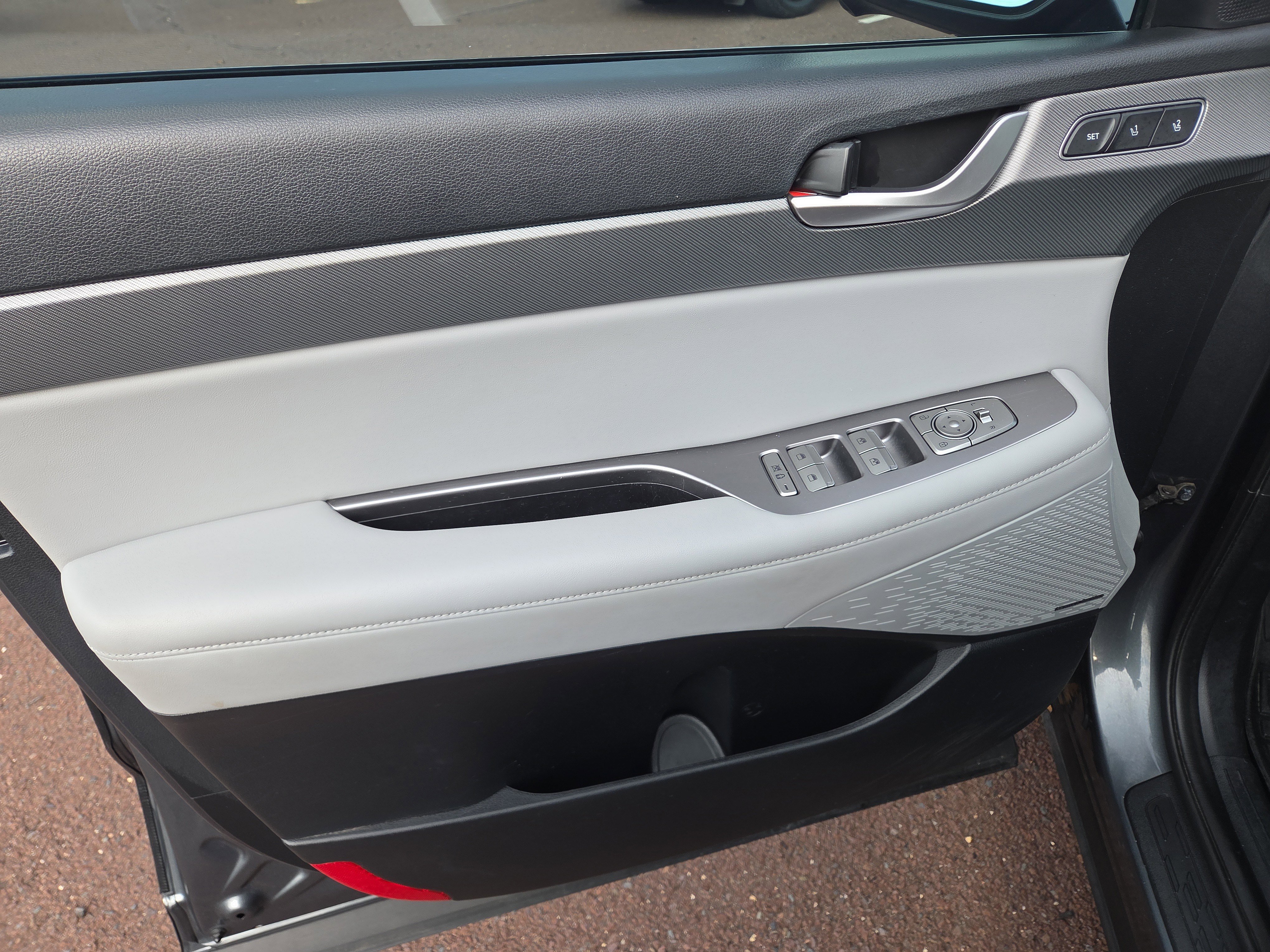 Used 2023 Hyundai Palisade SEL w/ Premium Package image 14