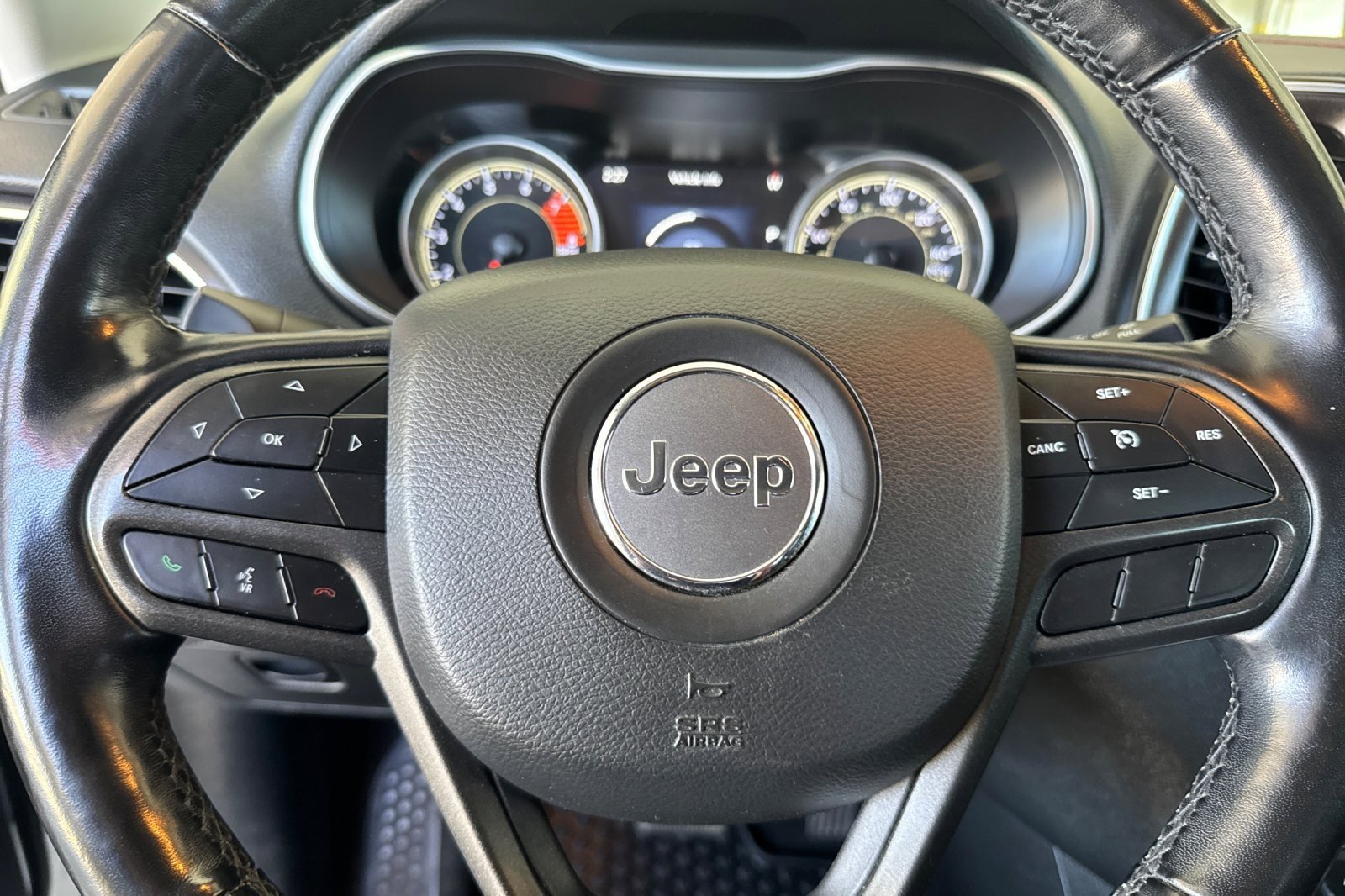 Used 2021 Jeep Cherokee Trailhawk image 22