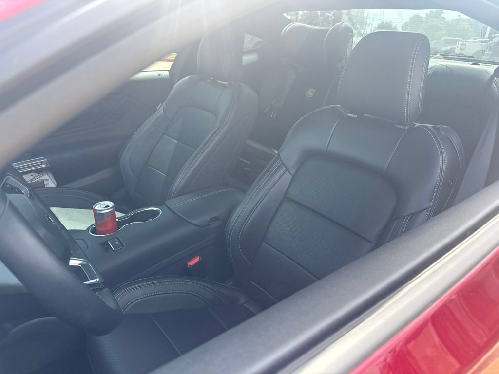 Used 2025 Ford Mustang Premium RWD image 9