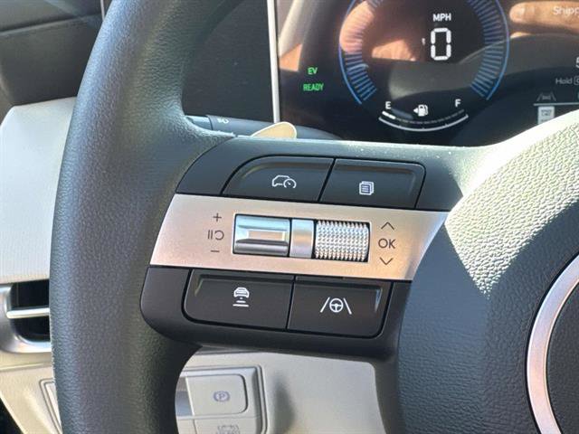 New 2026 Hyundai Tucson SEL image 16