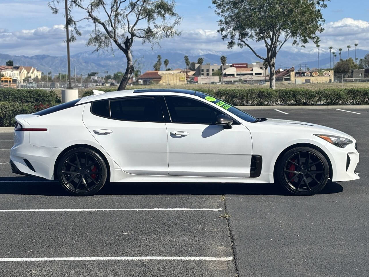 Used 2018 Kia Stinger GT2 image 4