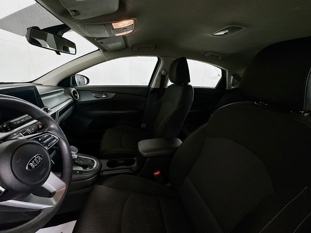 Used 2021 Kia Forte LXS image 19