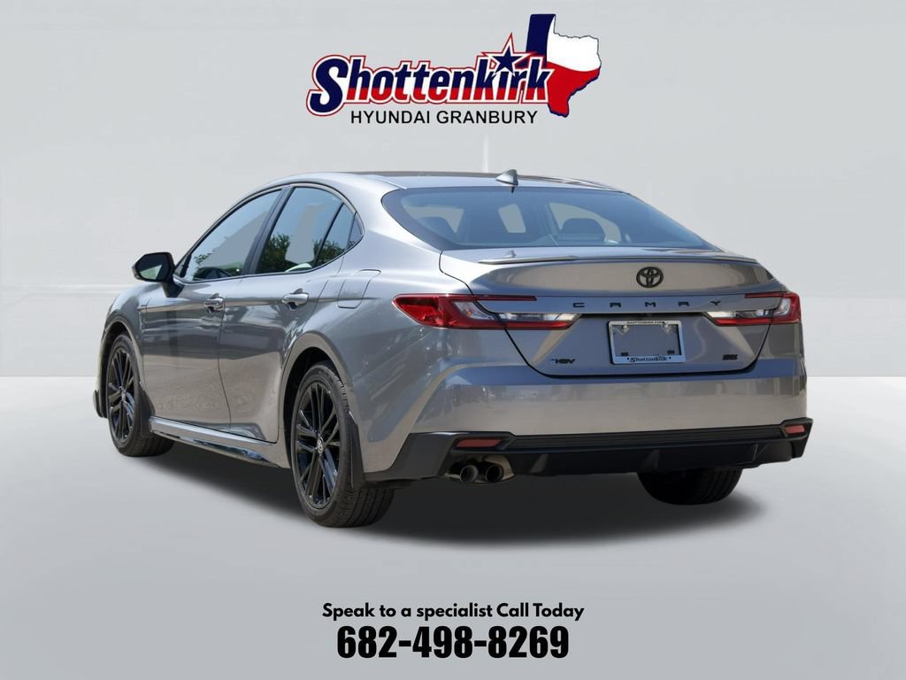 Used 2026 Toyota Camry Hybrid FWD image 8