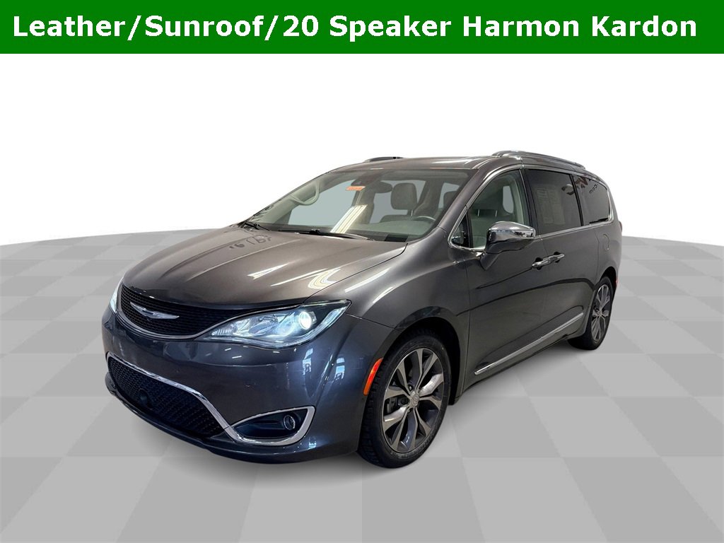 Used 2018 Chrysler Pacifica Limited w/ Tire & Wheel Group