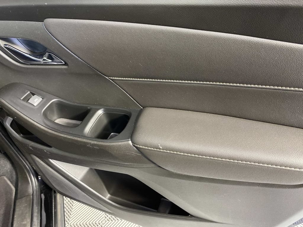 Used 2023 Chevrolet Traverse LT w/ LPO, Floor Liner Package AWD/4WD image 25