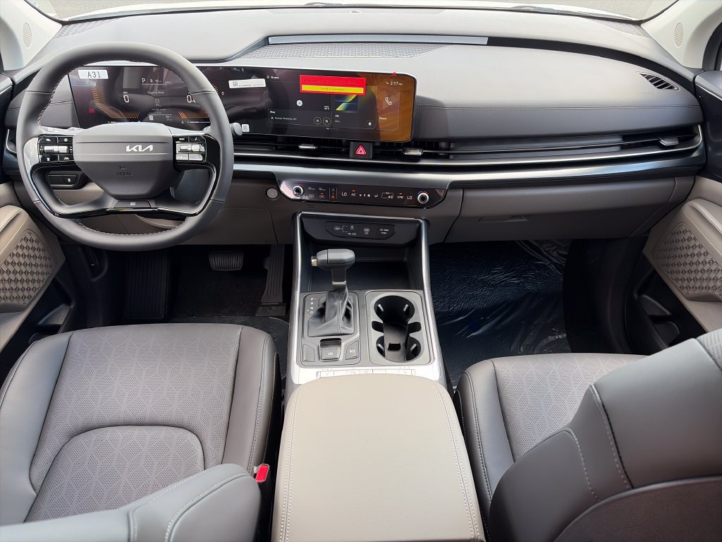 New 2027 Kia Carnival FWD image 10