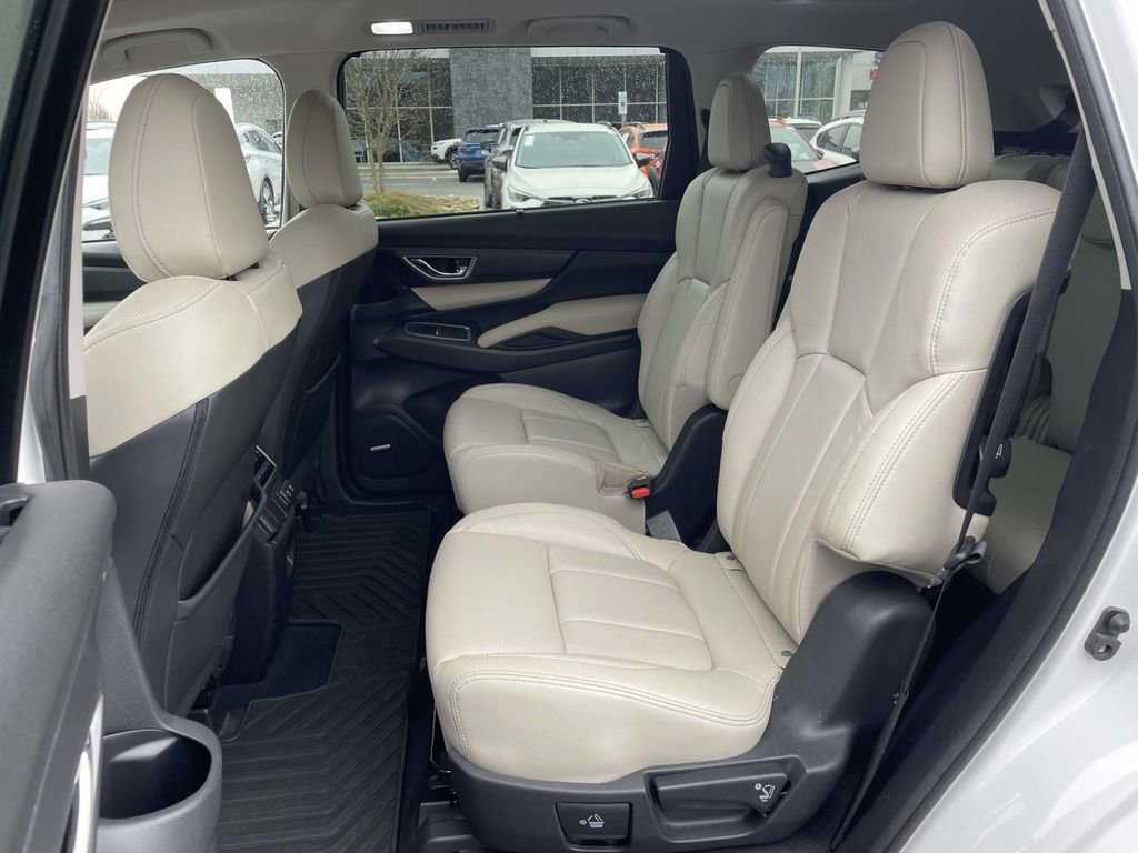 Used 2021 Subaru Ascent Limited w/ Technology Package image 4