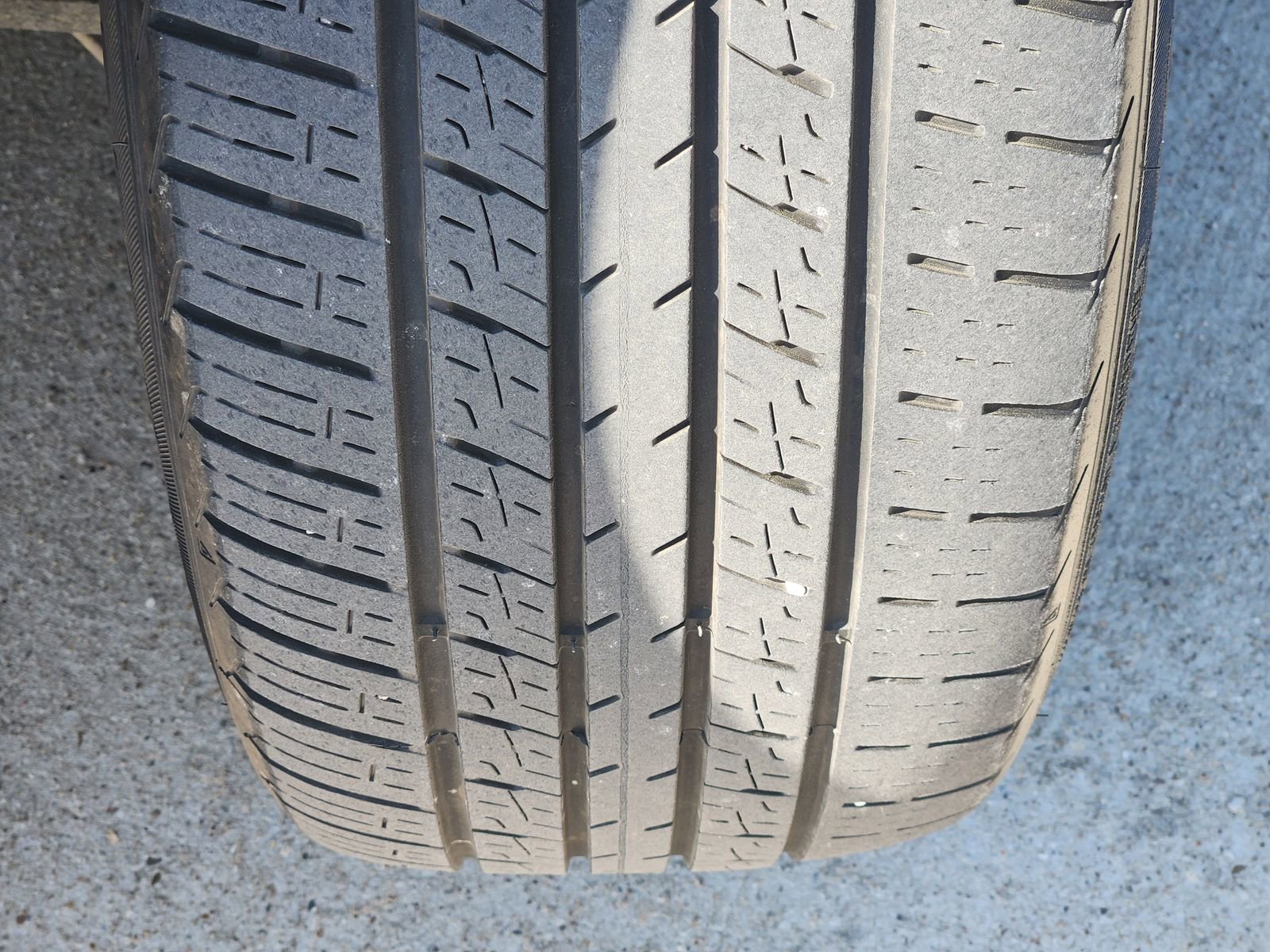 Used 2019 Dodge Challenger SXT image 12