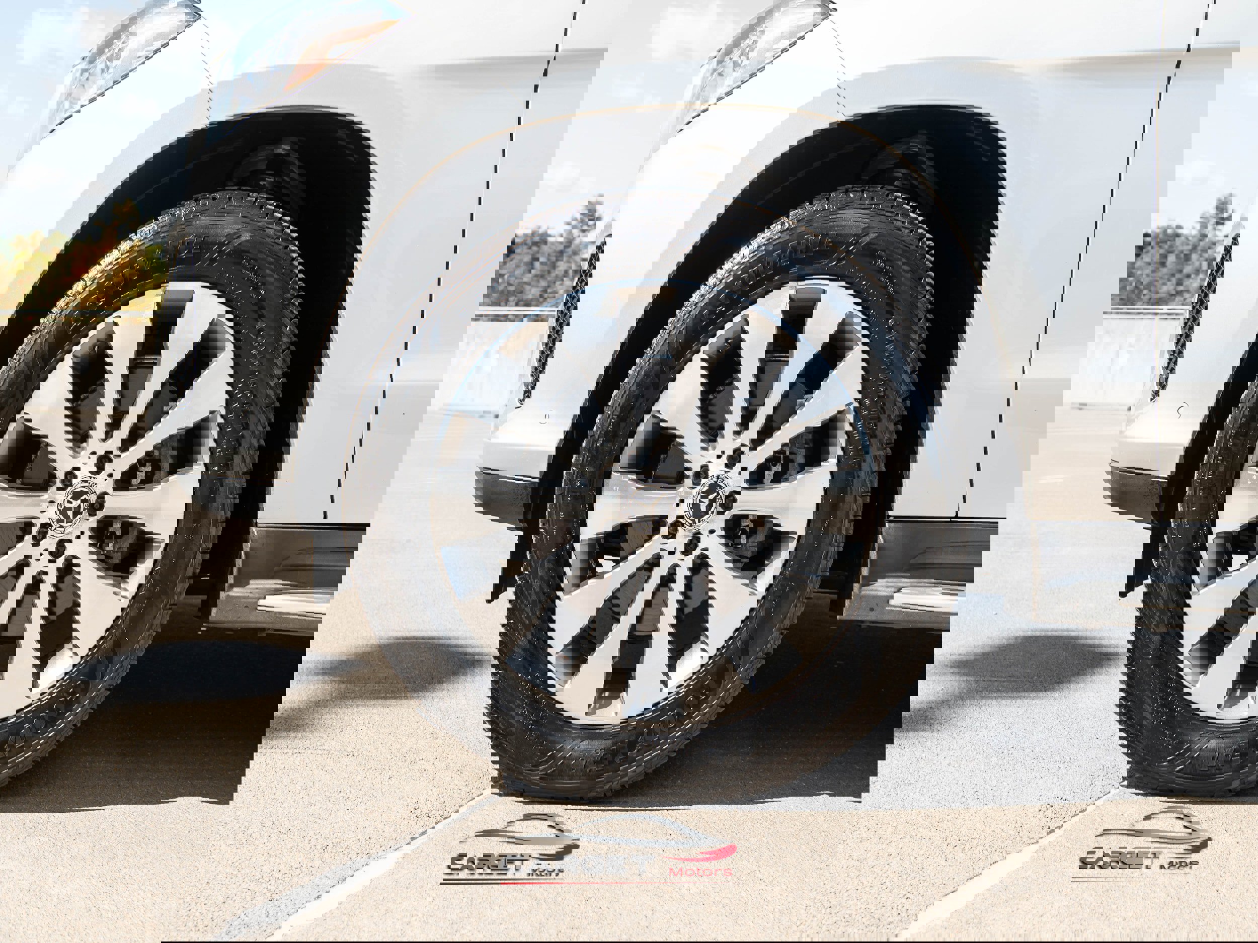 Used 2018 Mercedes-Benz GLS 450 4MATIC w/ Premium Package image 9