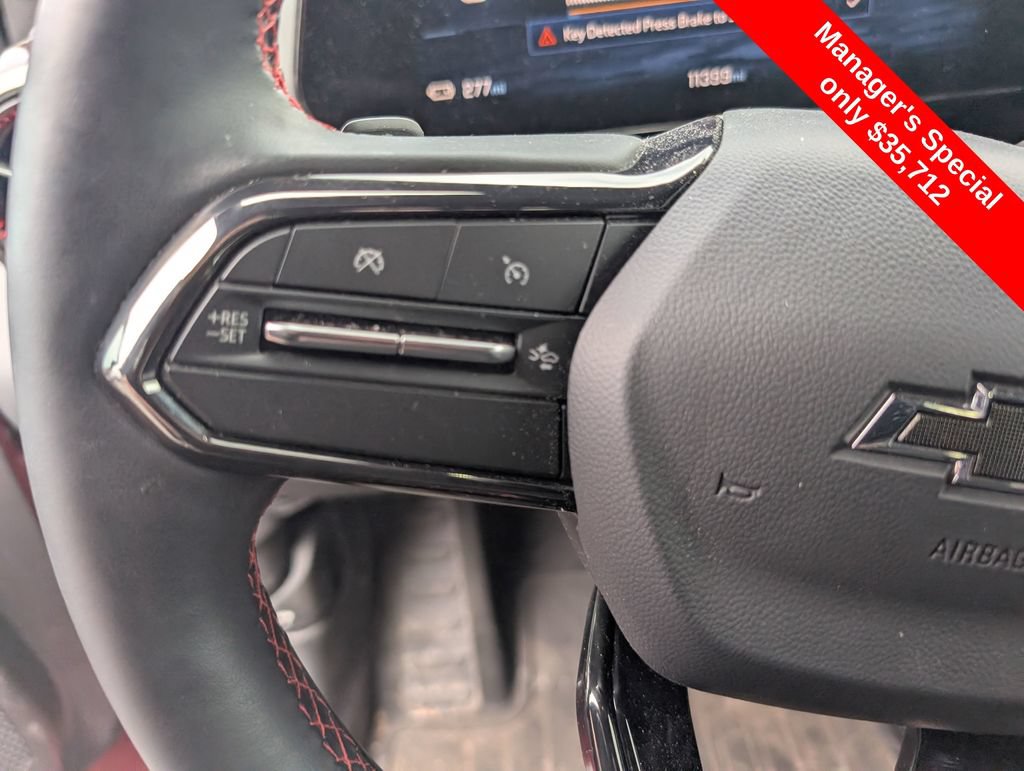 Used 2025 Chevrolet Blazer EV RS AWD/4WD image 23