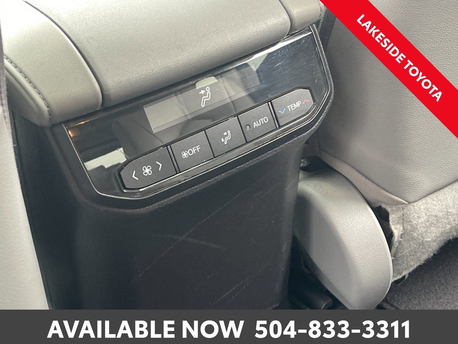 Used 2023 Toyota Highlander XLE image 15