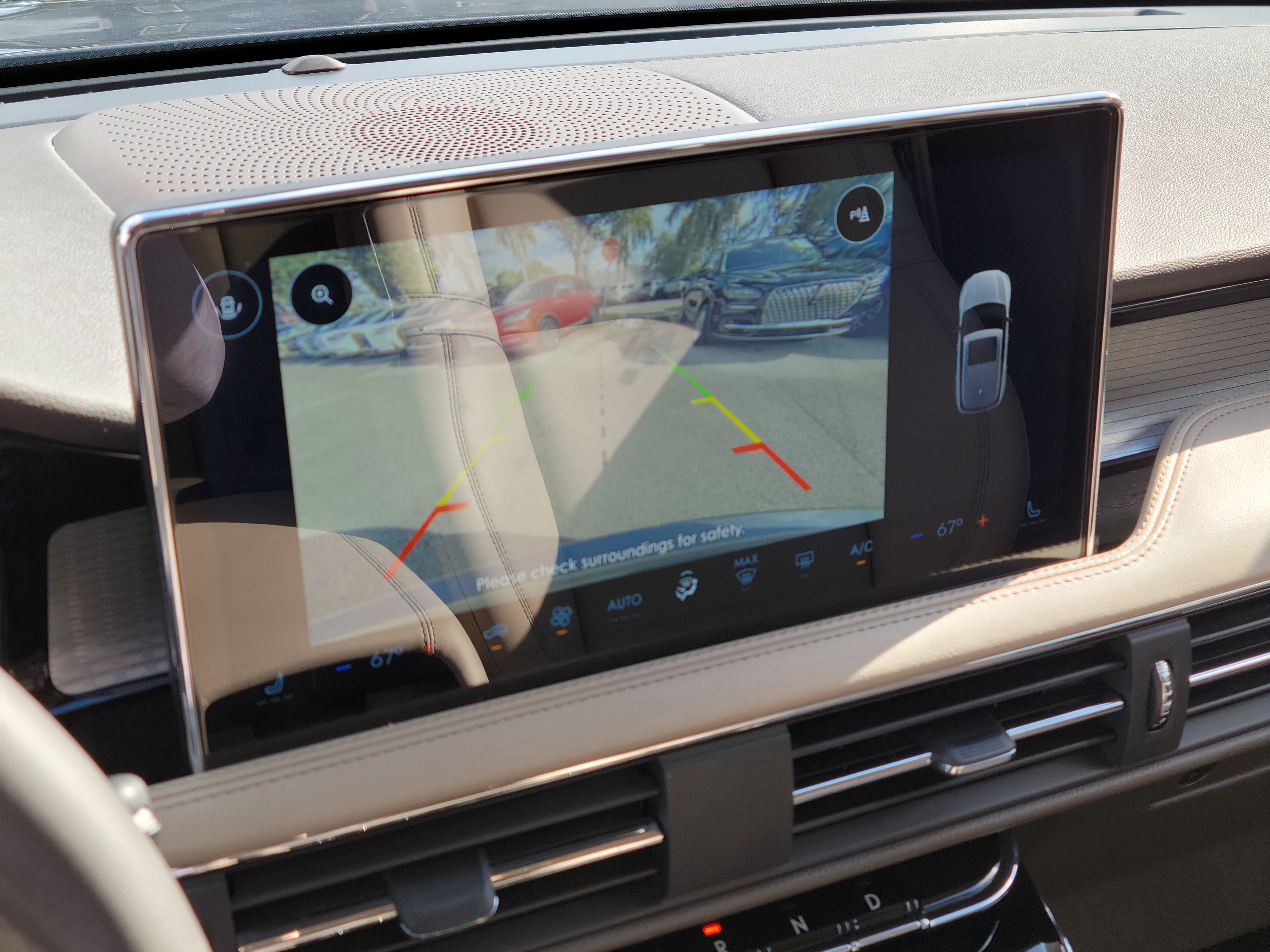 Used 2019 Lincoln MKC Reserve FWD image 11