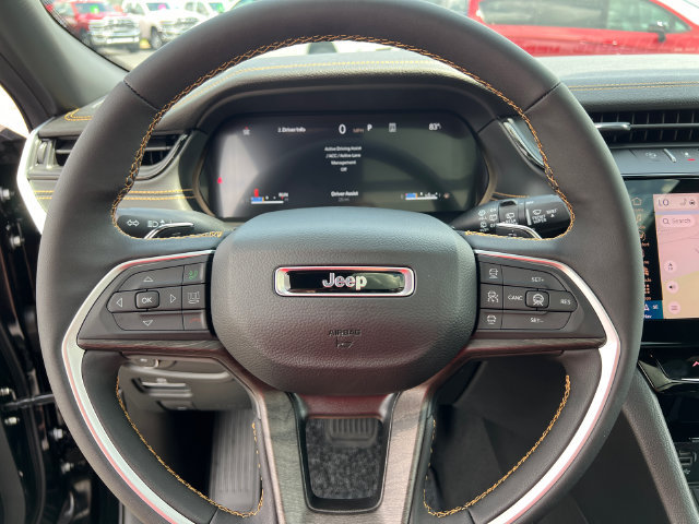 New 2026 Jeep Grand Cherokee Limited AWD/4WD image 15
