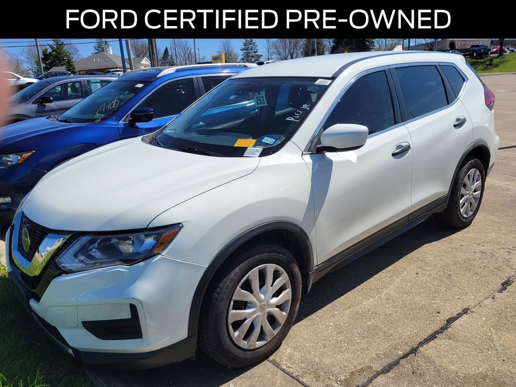 Used 2020 Nissan Rogue S image 2