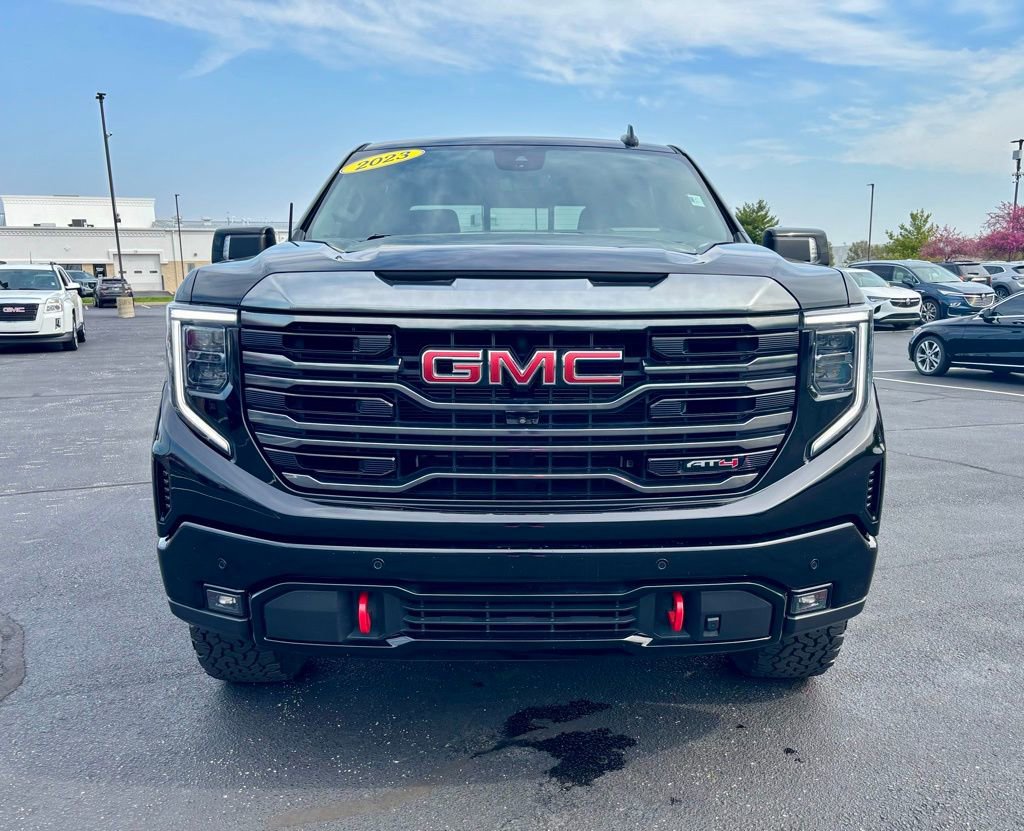 Used 2023 GMC Sierra 1500 AT4 w/ Technology Package image 10