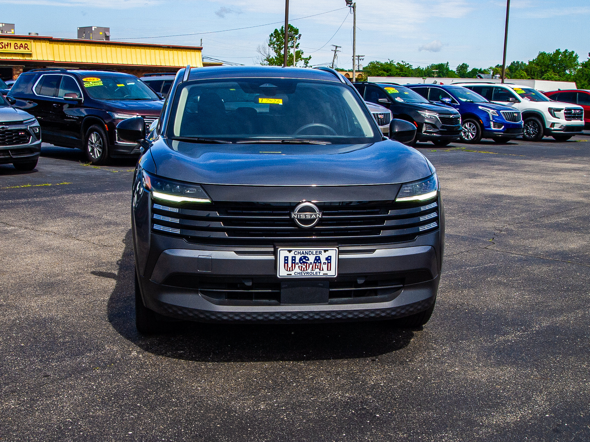 Used 2026 Nissan Kicks SV FWD image 2