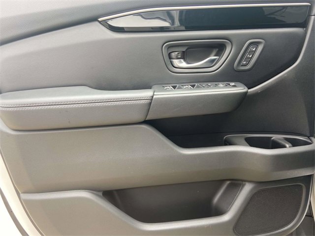 Used 2024 Honda Pilot EX-L image 11