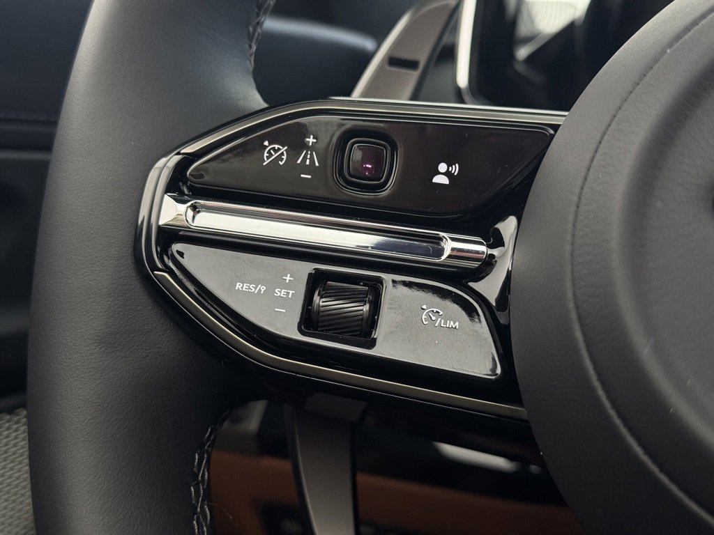 New 2026 Aston Martin V8 Vantage Roadster image 13