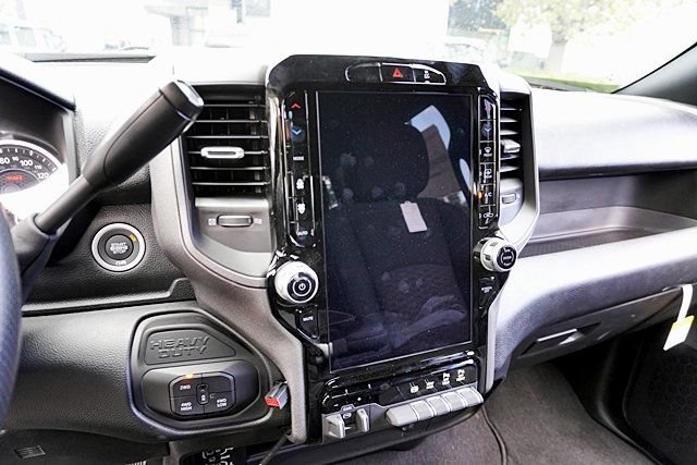 New 2026 RAM 2500 Tradesman AWD/4WD image 30