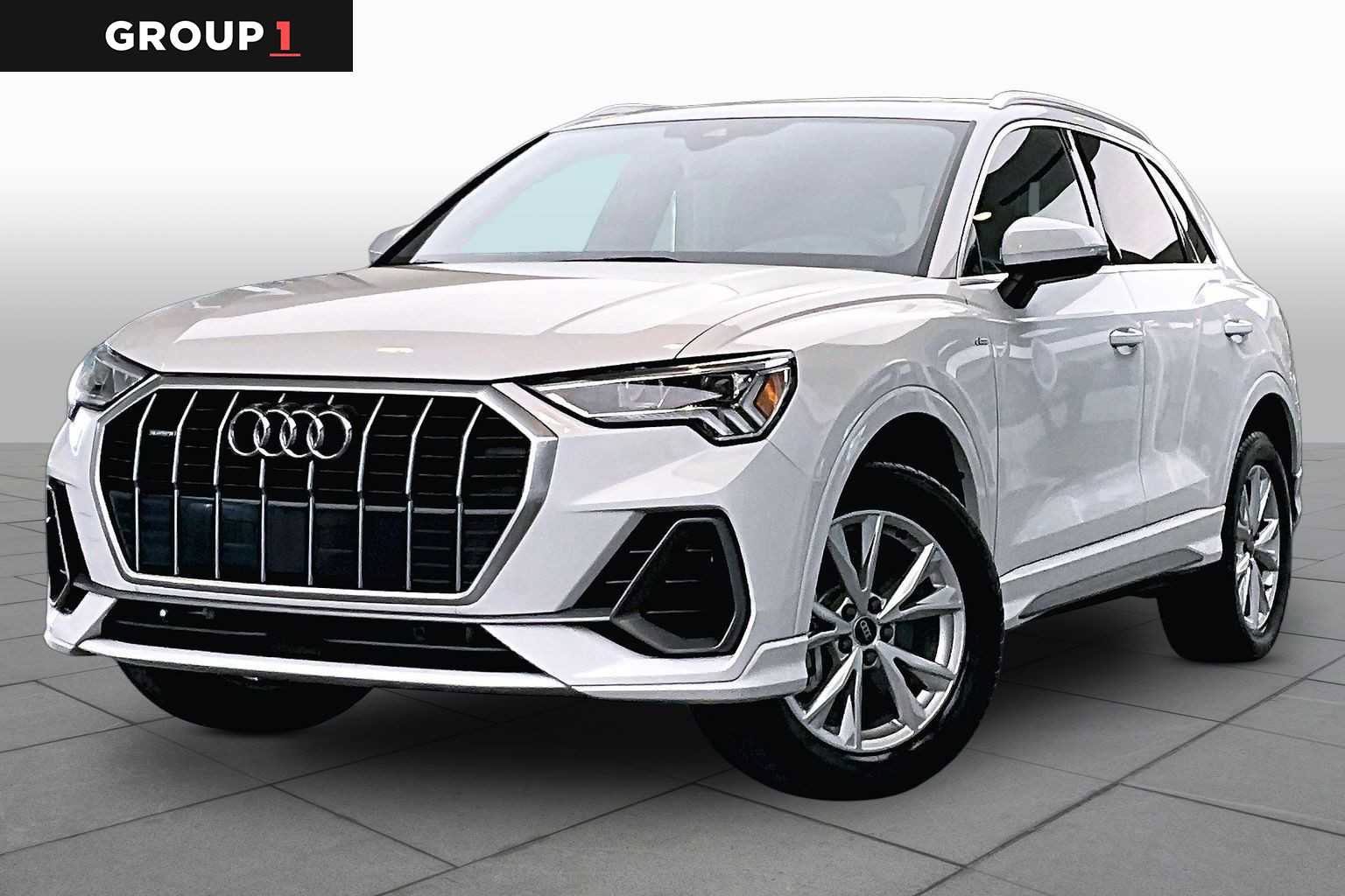 Used 2024 Audi Q3 2.0T Premium w/ Convenience Package AWD/4WD image 1