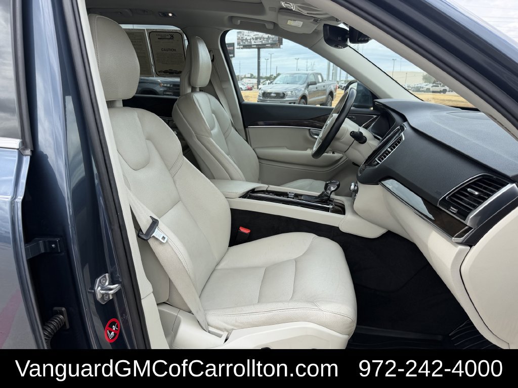 Used 2018 Volvo XC90 T5 Momentum w/ Convenience Package FWD image 29